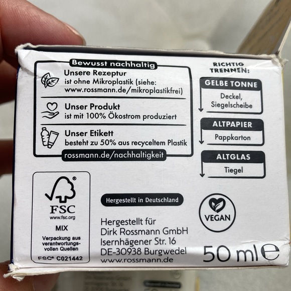 ISANA Night Cream with Q10, Vegan, 50 ml - Picture 4 of 5